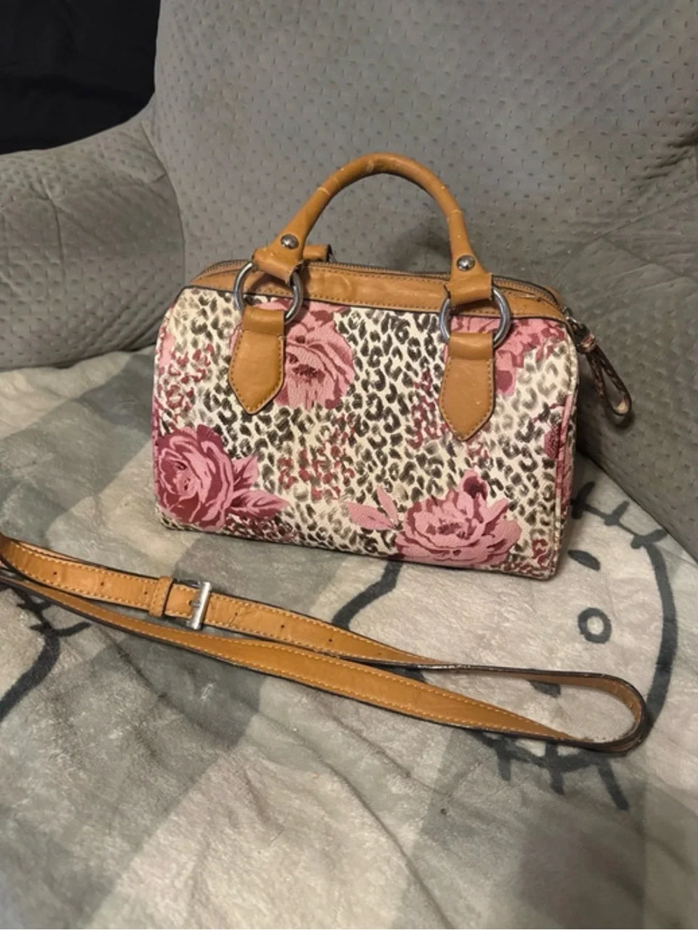 Guess satchel pink